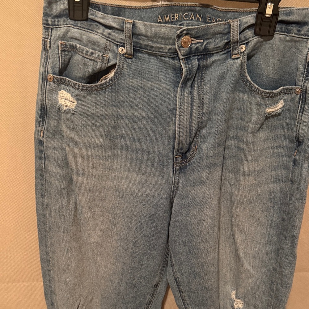 American Eagle Distressed Blue Jeans